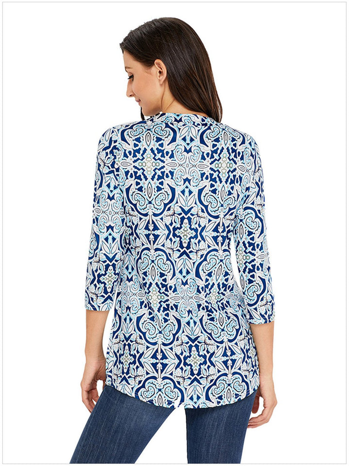 Arctic Cubic Manga 3/4 Sin Cuello Henley Neck Botones Delantera Fruncido Frunces Plisado Blouse Blusón Blusa Camisero Camiseta Camisa Camiseta Playera Peplum Sobrefalda Top
